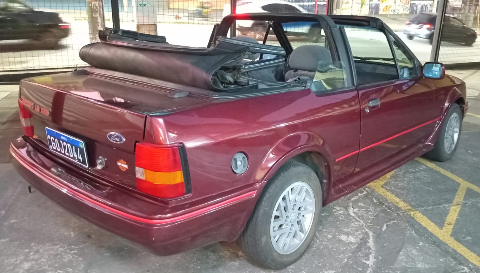 Ford Escort XR3 1990 2.jpeg